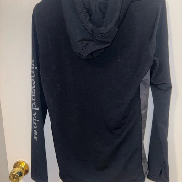 Vineyard Vines Men's Black Hoodie with Gray Accents - Picture 5 of 5